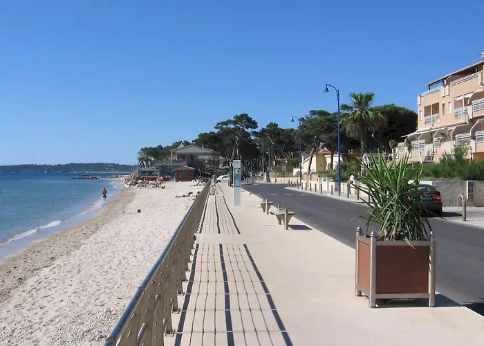Studio Residence Bona, Vue Hippodrome Et Mer, Clim